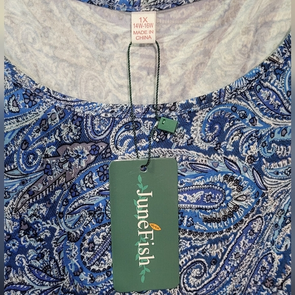JuneFish Women's NWT Blue Paisley Cold Shoulder High-Low Tunic Blouse 1X (14-16) - Picture 6 of 13